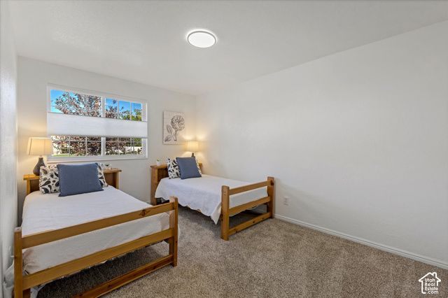 1622 E ROYAL OAK CIR, Sandy, UT 84092