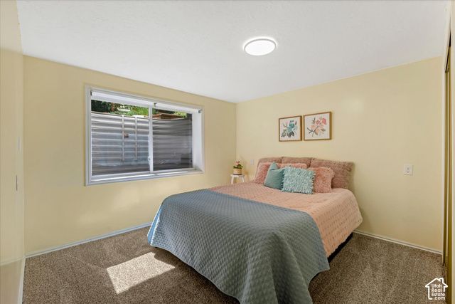 1622 E ROYAL OAK CIR, Sandy, UT 84092