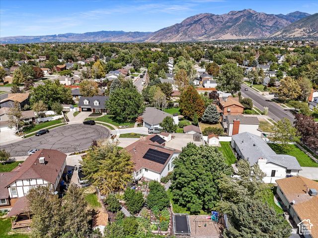 1622 E ROYAL OAK CIR, Sandy, UT 84092