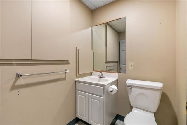163 Loon Hill Rd, Dracut, MA 01826