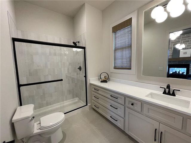 5125 W 73rd Street, Prairie Village, KS 66208