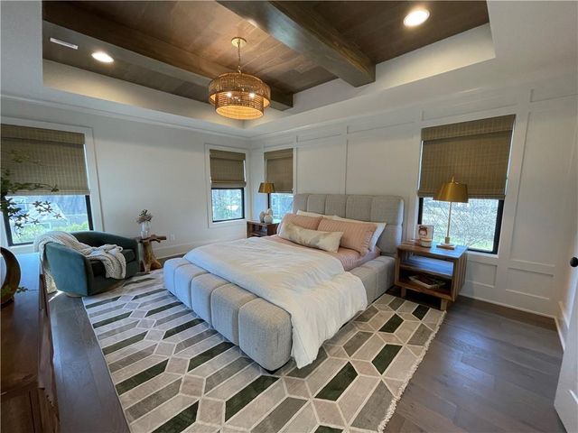 5125 W 73rd Street, Prairie Village, KS 66208