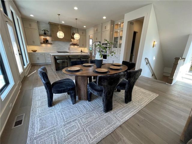 5125 W 73rd Street, Prairie Village, KS 66208