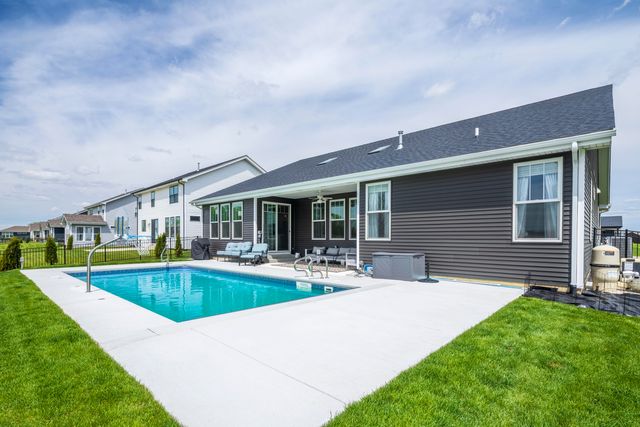 14141 Slate Drive, Dyer, IN 46311