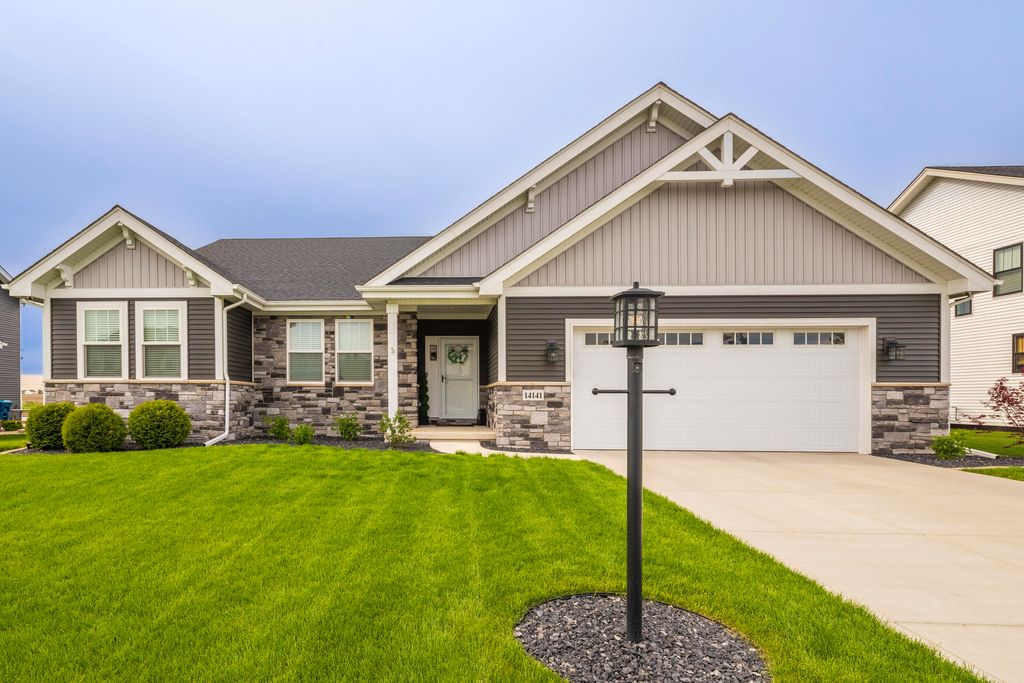14141 Slate Drive, Dyer, IN 46311