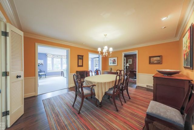 1024 Buckingham Road, Grosse Pointe Park, MI 48230