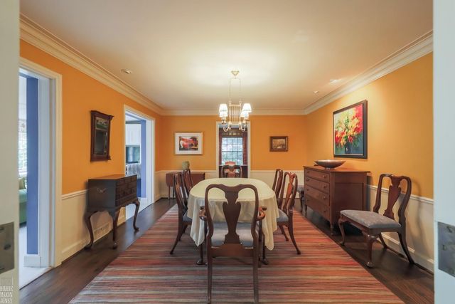 1024 Buckingham Road, Grosse Pointe Park, MI 48230