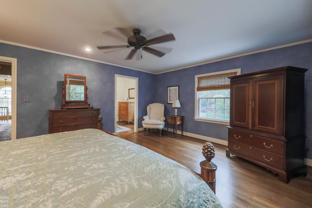 1024 Buckingham Road, Grosse Pointe Park, MI 48230