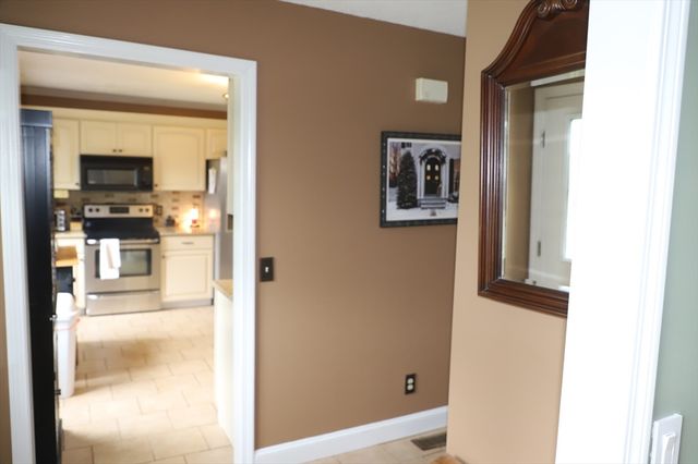 30 Sylvan Circle, Belchertown, MA 01007