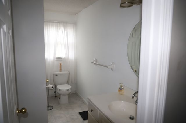 30 Sylvan Circle, Belchertown, MA 01007