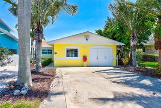 857 180TH AVENUE E, Redington Shores, FL 33708