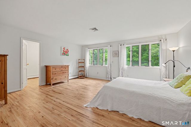 40 Beechwood Lane, Ridgefield, CT 06877