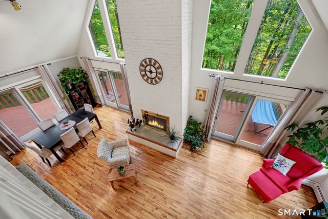 40 Beechwood Lane, Ridgefield, CT 06877