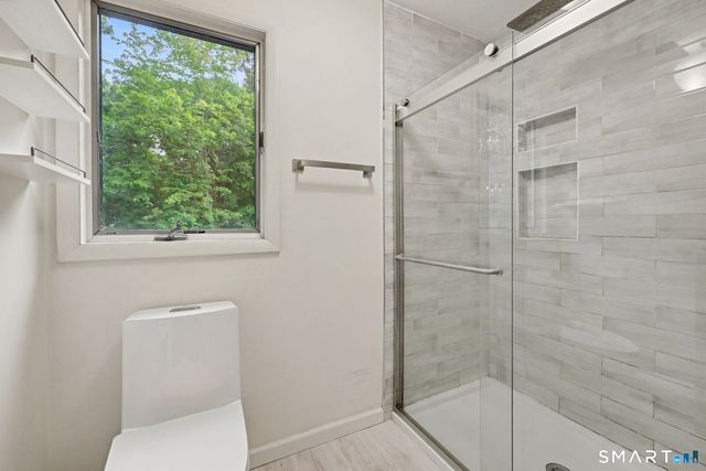 40 Beechwood Lane, Ridgefield, CT 06877