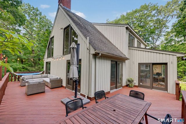 40 Beechwood Lane, Ridgefield, CT 06877
