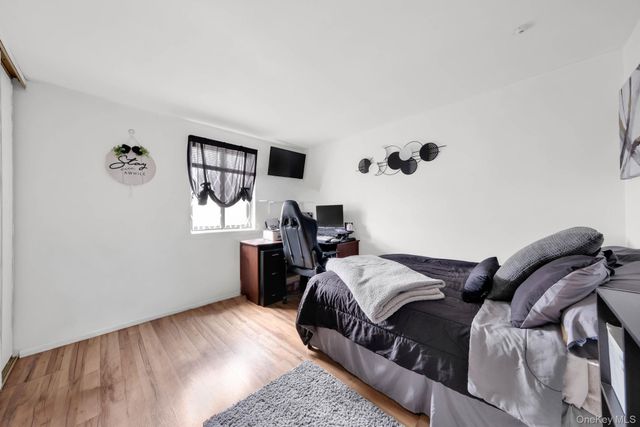 15 Birchwood Road, Medford, NY 11763