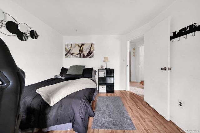 15 Birchwood Road, Medford, NY 11763