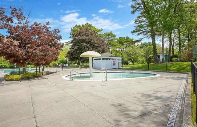 15 Birchwood Road, Medford, NY 11763