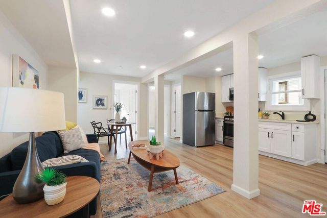 528 Daisy Avenue, Long Beach, CA 90802