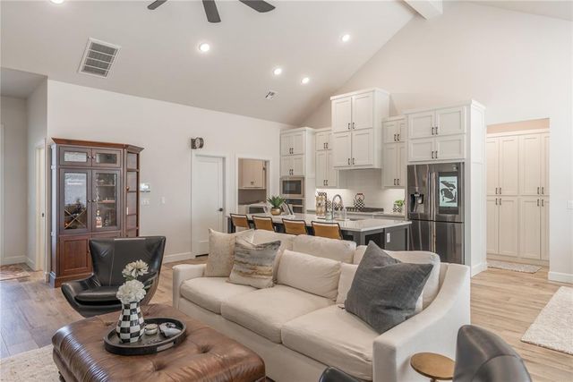15405 Jasper Lane, Edmond, OK 73013