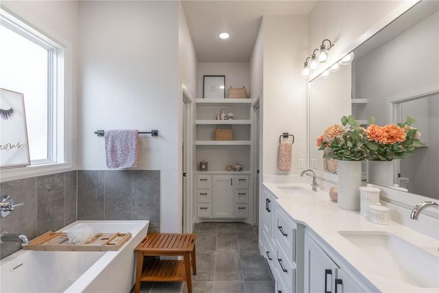 15405 Jasper Lane, Edmond, OK 73013