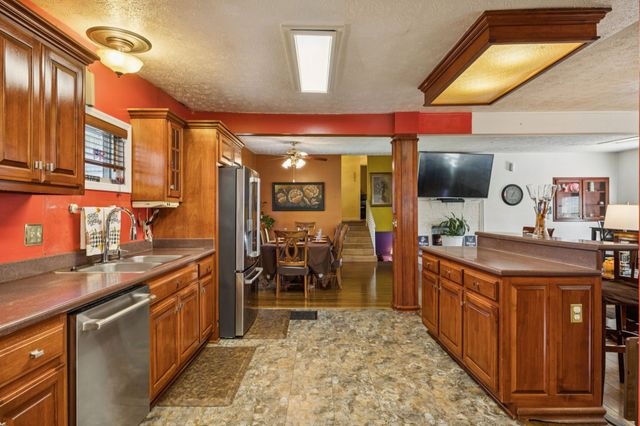 1010 Chadwell Dr, Madison, TN 37115