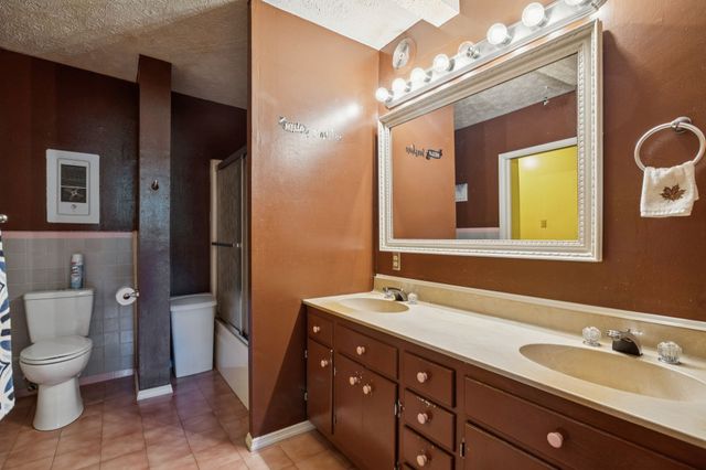 1010 Chadwell Dr, Madison, TN 37115