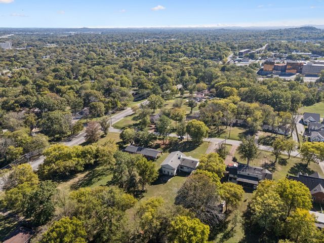 1010 Chadwell Dr, Madison, TN 37115