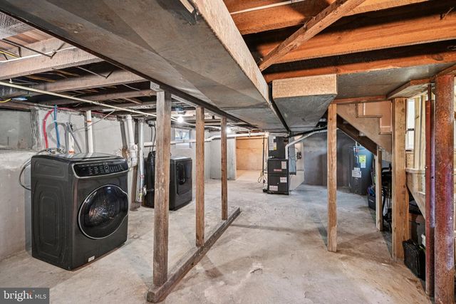 195 CHEWS LANDING RD, Clementon, NJ 08021