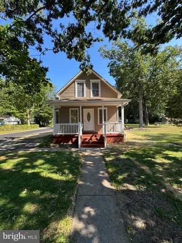 195 CHEWS LANDING RD, Clementon, NJ 08021