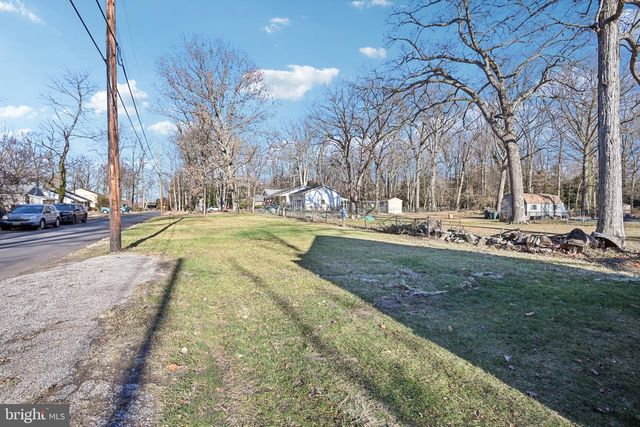 195 CHEWS LANDING RD, Clementon, NJ 08021