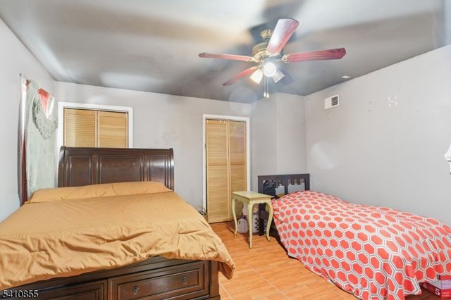 135 Dixon Ave, Paterson City, NJ 07501