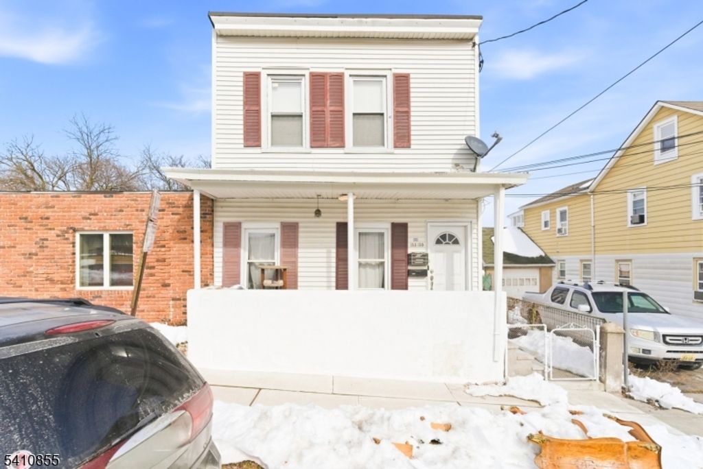 135 Dixon Ave, Paterson City, NJ 07501