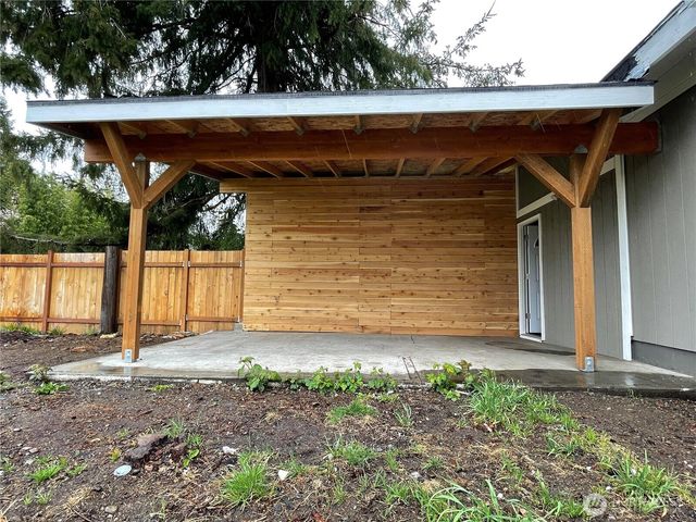 501 N 12th Street, Elma, WA 98541