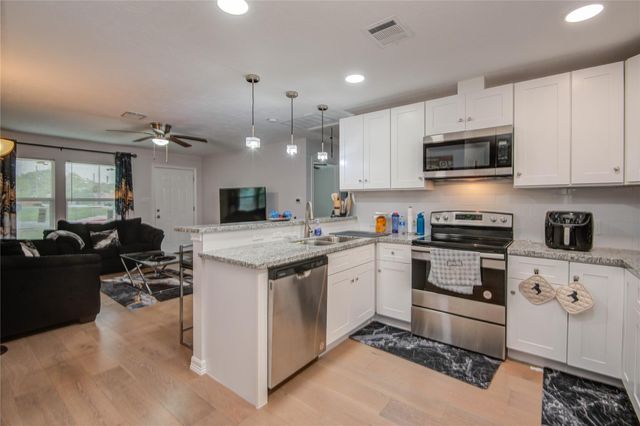 6834 New York Street, Houston, TX 77021