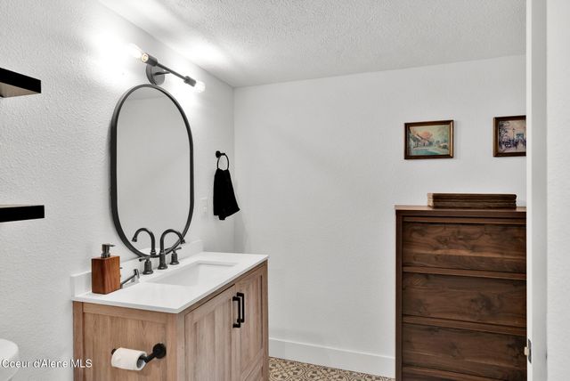 17454 E NORTH SHORE LN, Bayview, ID 83803