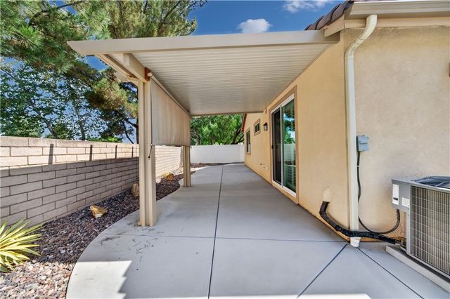 26517 Roseate Circle, Menifee, CA 92584