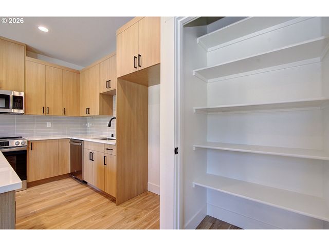 7022 Ne 131ST St, Vancouver, WA 98686