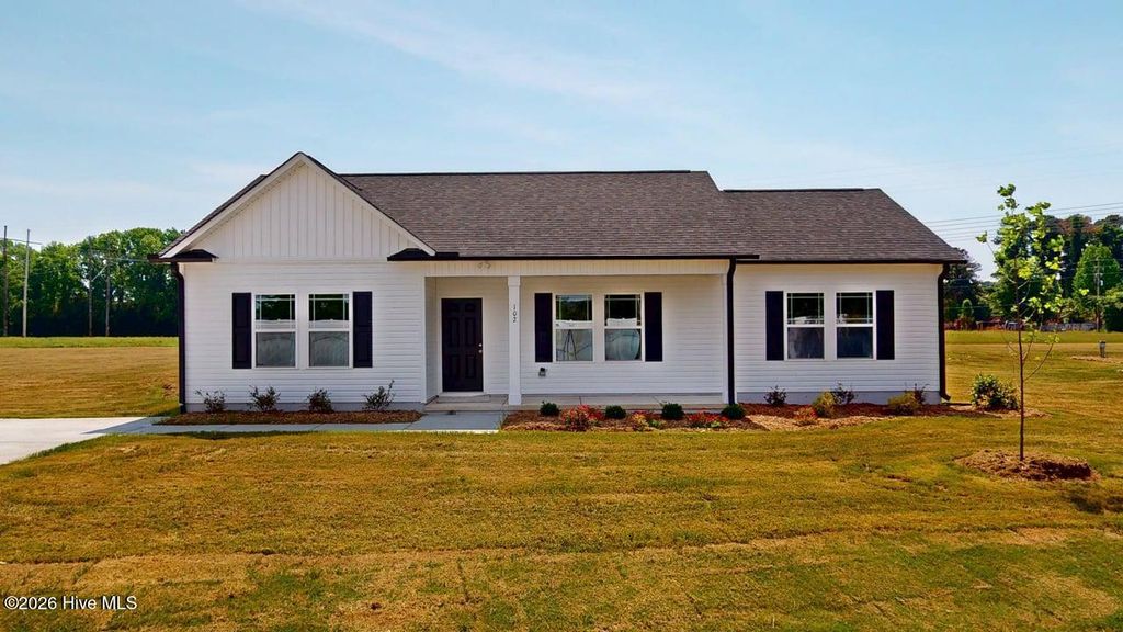 102 Kendall Farms Drive, Goldsboro, NC 27534