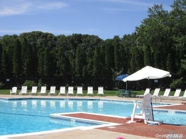 79 Pointe Circle South 79, Coram, NY 11727