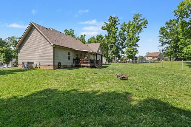 210 Brynlee Ct, Lewisburg, TN 37091