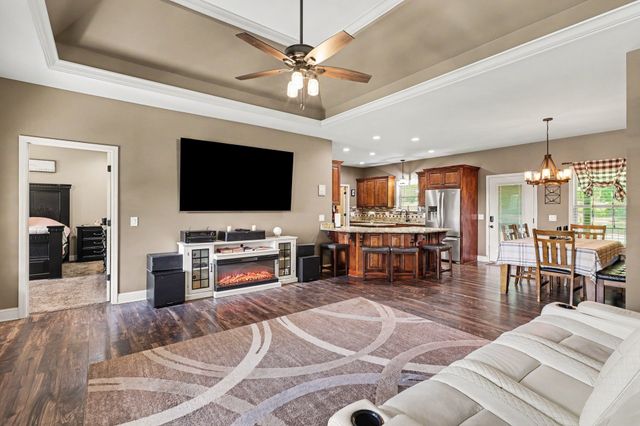 210 Brynlee Ct, Lewisburg, TN 37091