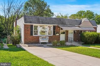 1724 DARTMOUTH DR, Norristown, PA 19401