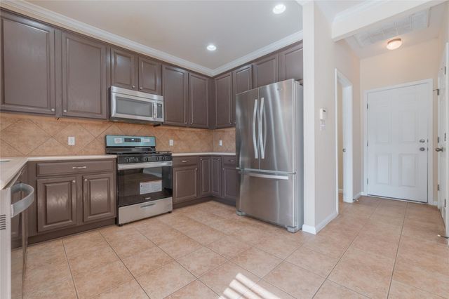 9516 Castle Pines DR, Austin, TX 78717