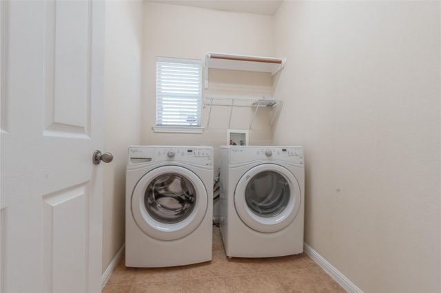 9516 Castle Pines DR, Austin, TX 78717