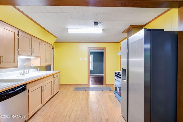 608 St Catherine Street, Lafayette, LA 70506