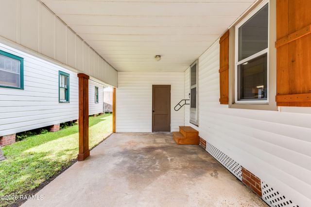 608 St Catherine Street, Lafayette, LA 70506