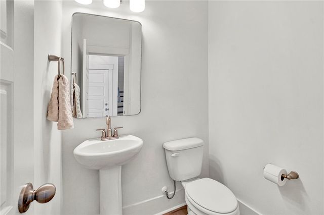 201 Deerview Trail, Simpsonville, SC 29680