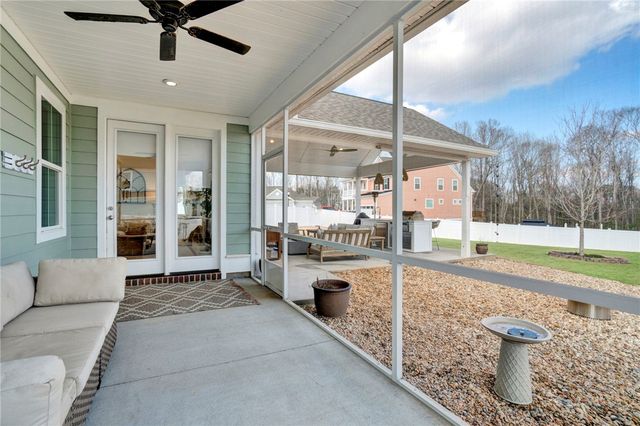 201 Deerview Trail, Simpsonville, SC 29680