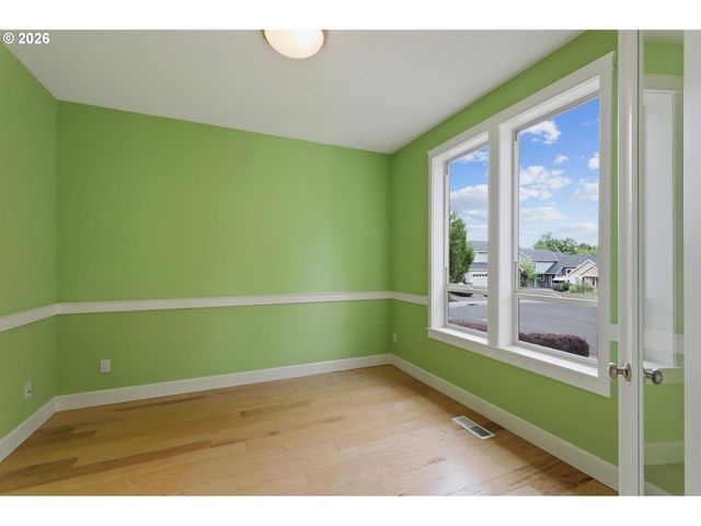 655 Nw WILLOW GLEN Pl, Beaverton, OR 97006